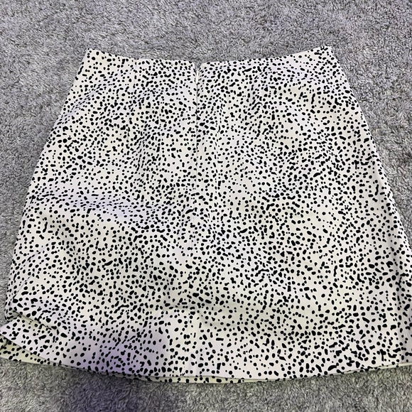 Dot Print Skirt - Picture 3 of 5